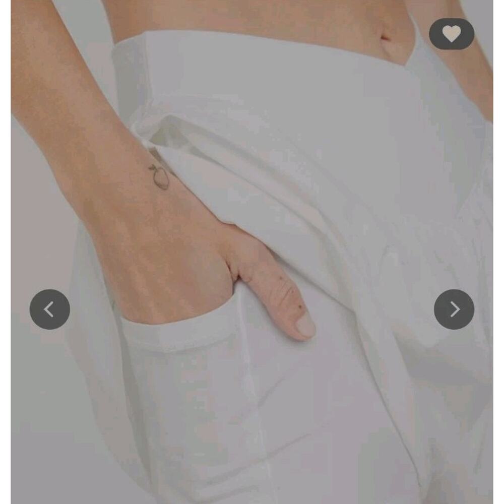 Offline By Aerie Womens S Real Me Crossover Flowy Short White Coastal Summer - Picture 3 of 12